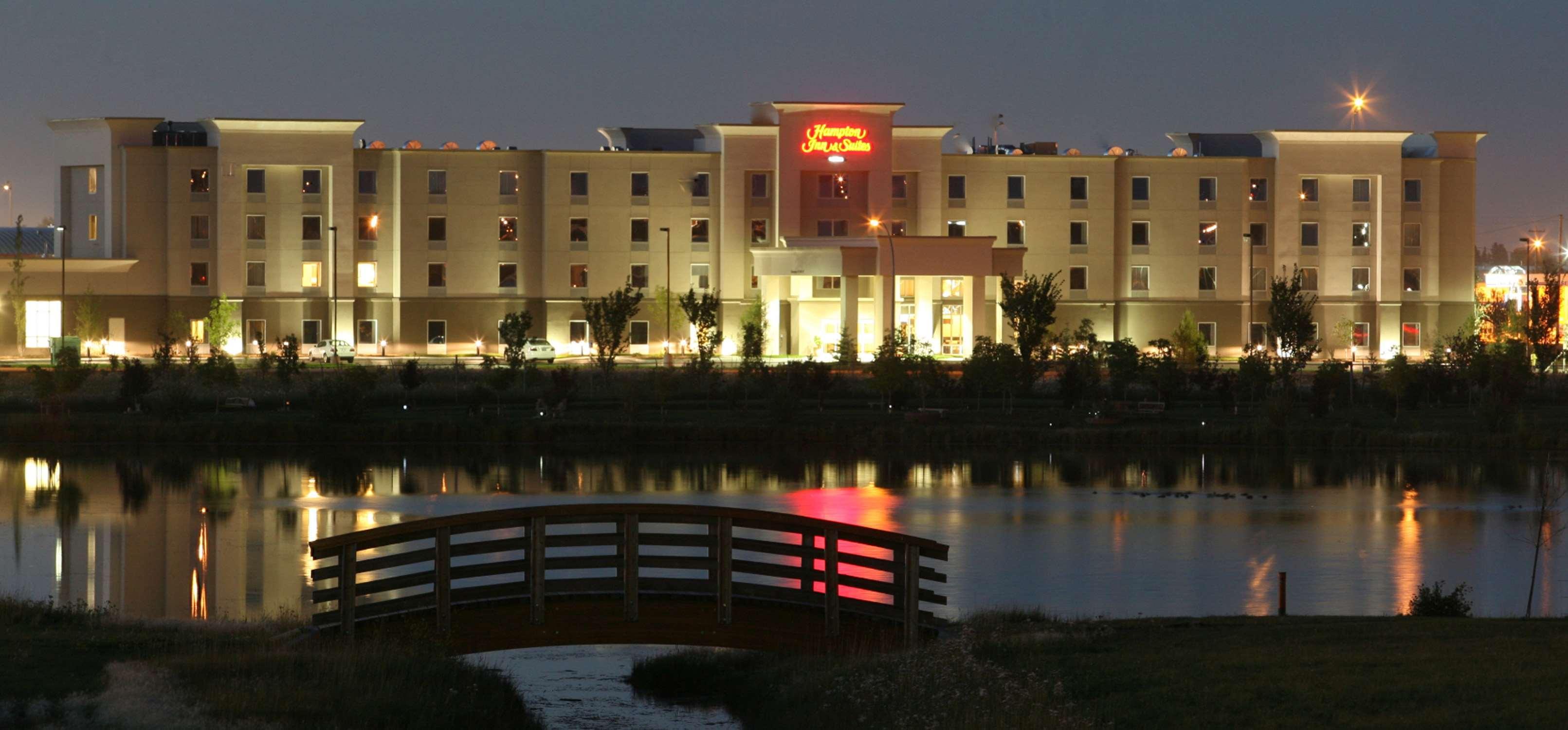 Hampton Inn & Suites Red Deer Penhold Εξωτερικό φωτογραφία