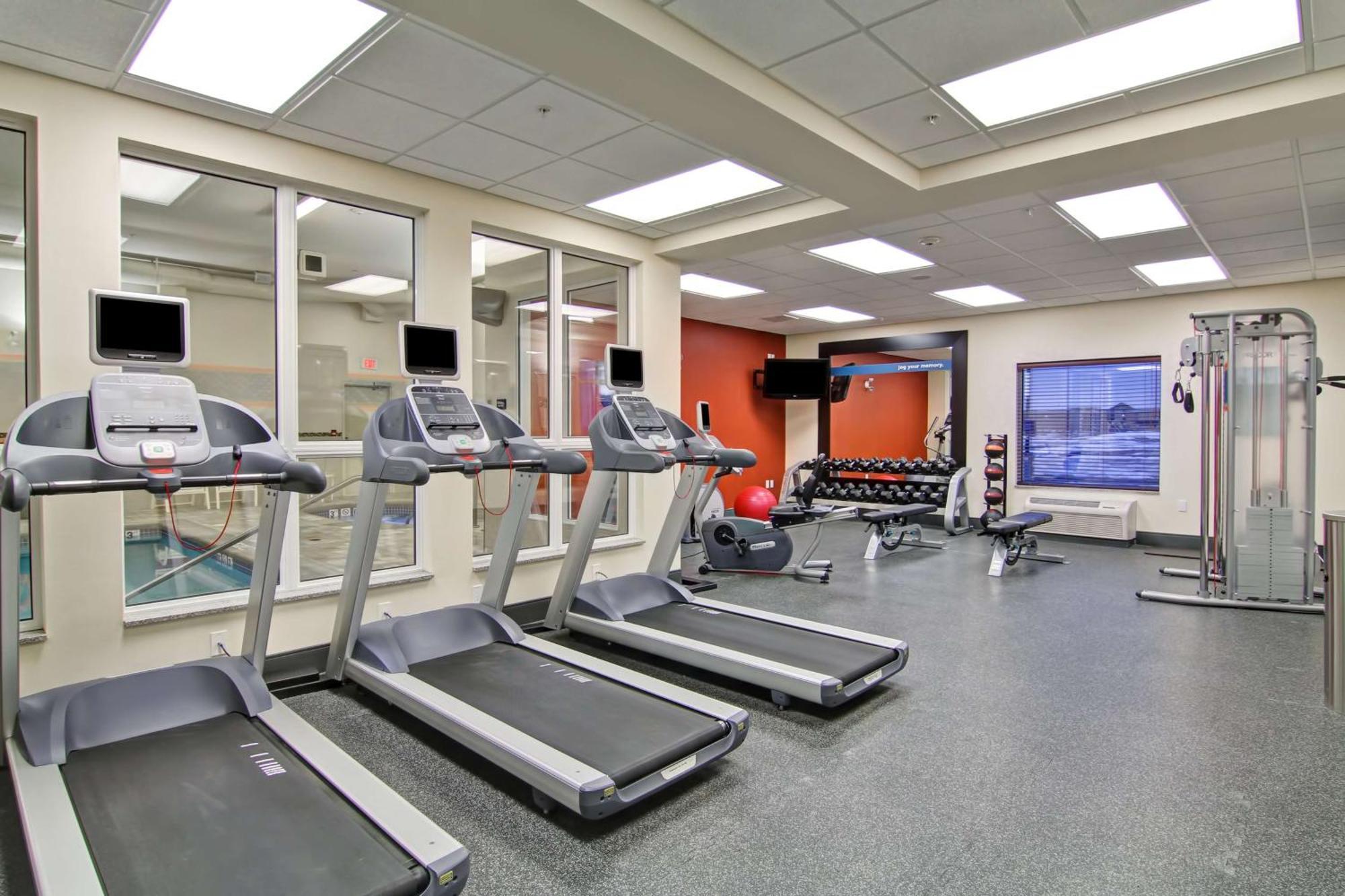 Hampton Inn & Suites Red Deer Penhold Εξωτερικό φωτογραφία